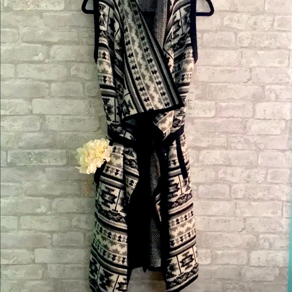 Splendid Open Front Long Line Waterfall Cardigan Sweater Vest - Picture 3 of 15